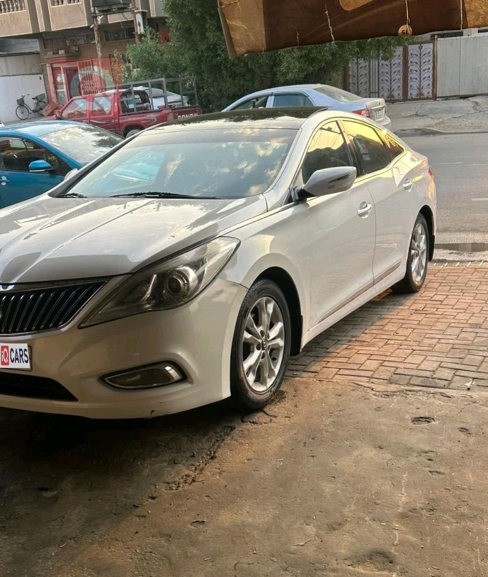 هيونداي أزيرا